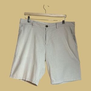 Old Navy Ultimate Slim Linen Blend Shorts Oatmeal Cream Color Size 34